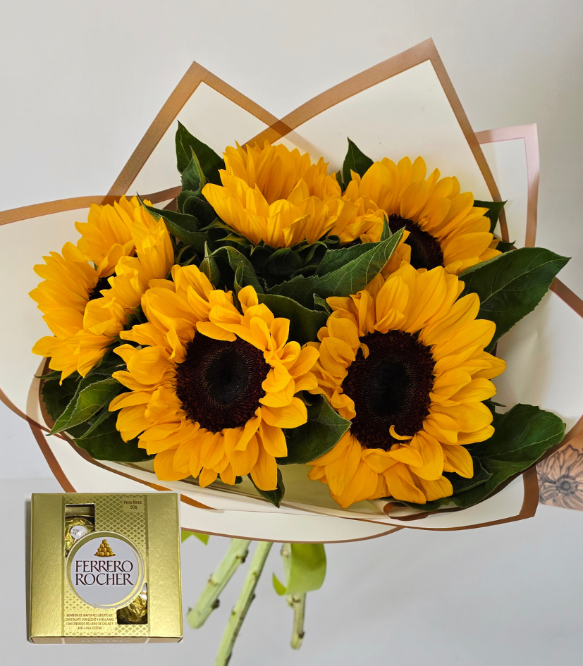 Ramo 5 girasoles + Ferrero 4. - Imagen 4
