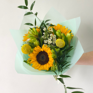 Girasol y alstroemerias en ramo. Ramo Ingrid.
