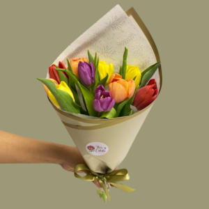 Ramo 10 Tulipanes mix .Ramo Emiliana.