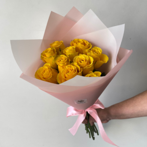 10 Rosas amarillas en ramo. Ramo Samanta.
