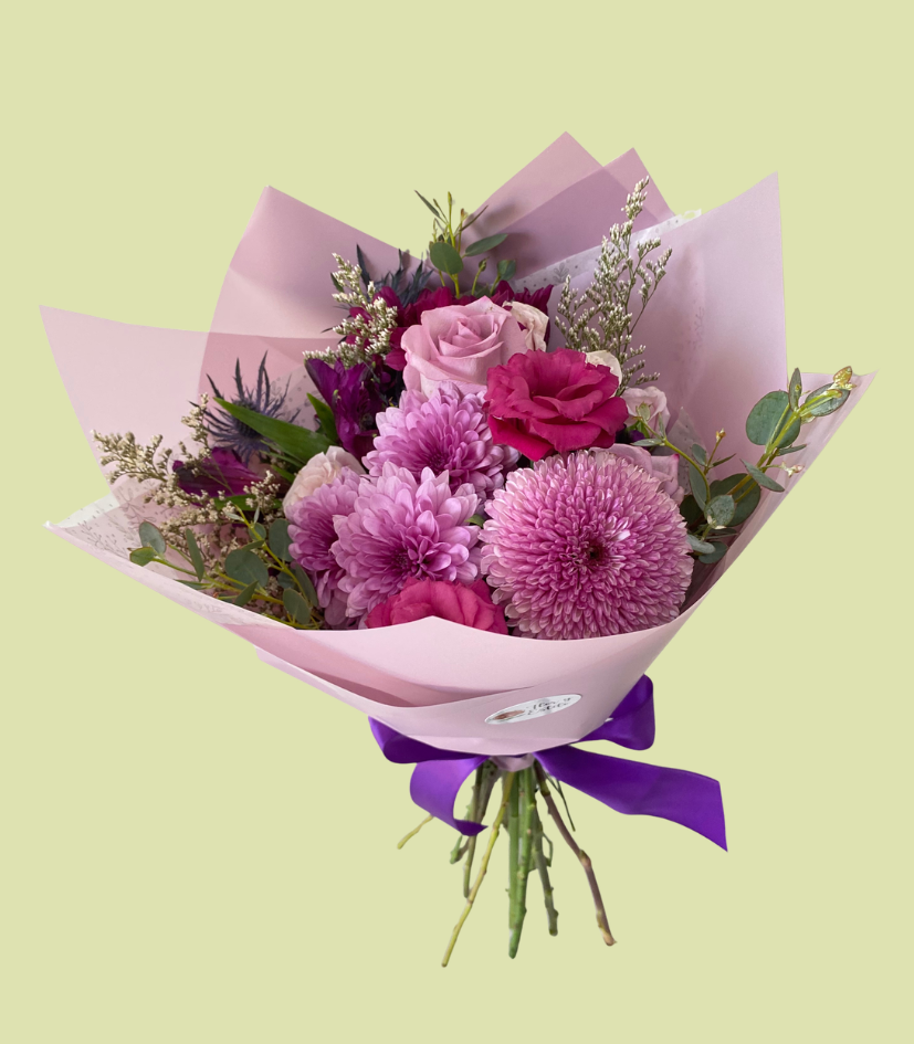 Ramo de estación Violeta. Mix de flores de estación. - Imagen 2