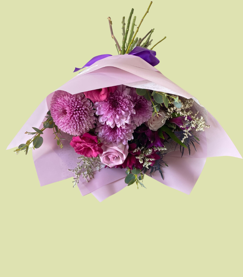 Ramo de estación Violeta. Mix de flores de estación. - Imagen 4